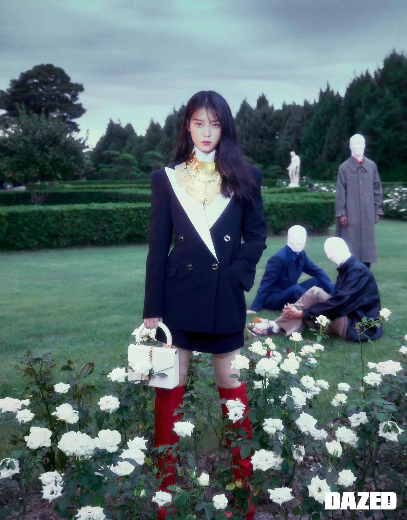 [星闻]iu杂志新画报释出.梦幻 神秘魅力