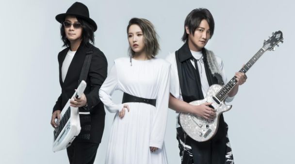 出道即巅峰现在只有被嘲才能上热搜了