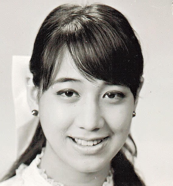 外孙女曝97岁赌王近况,其母是黎婉华长女,曾是最美千金_萧玟铮