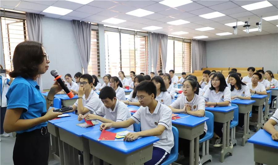 阳光成长潮南区未成年人心理健康教育主题活动走进成田高级中学