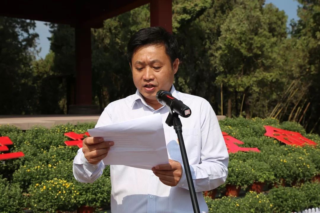 杨远朝为宿北大战浮雕揭幕暨红色文化教育园开园仪式