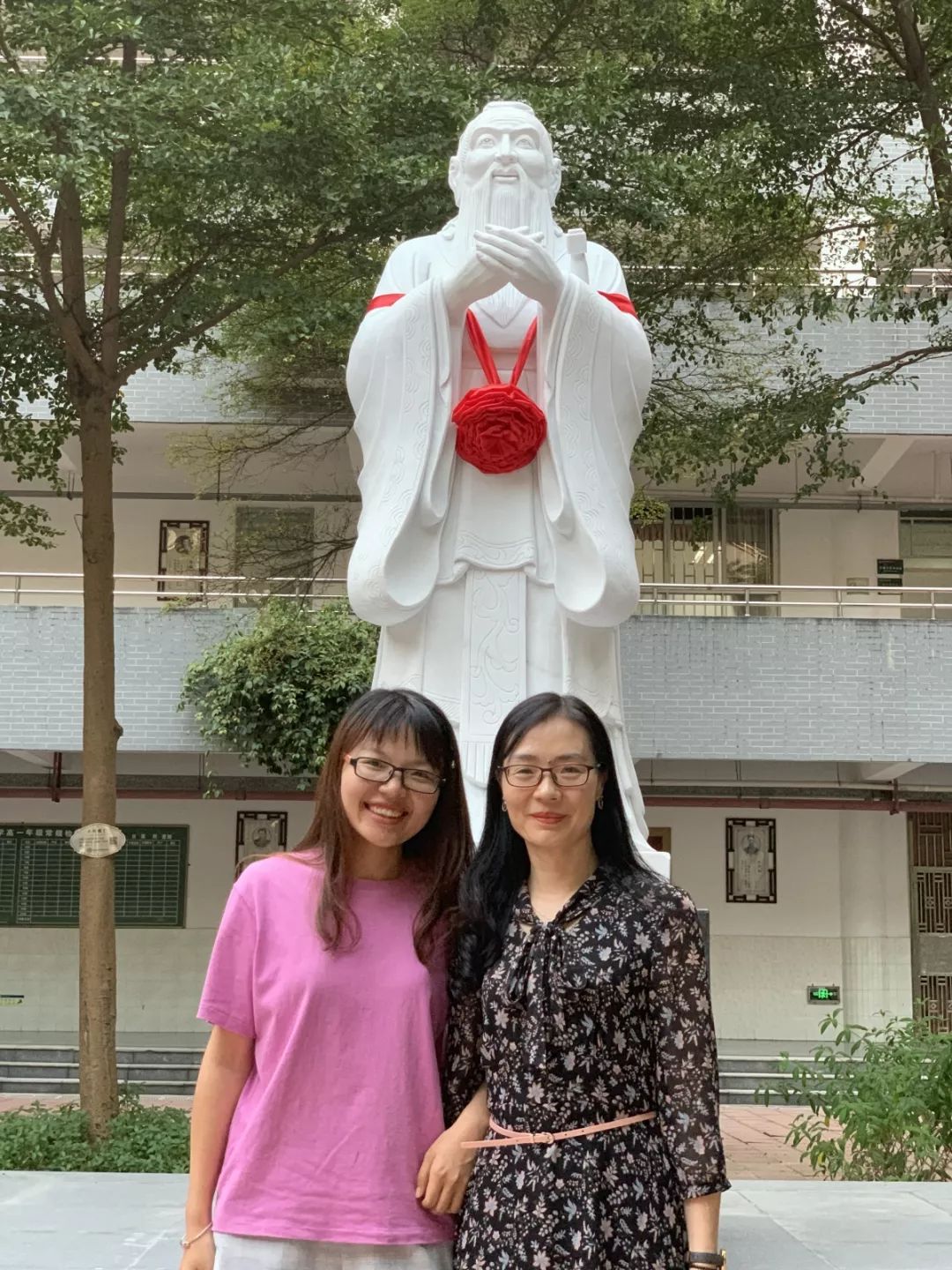 名师和高徒一场美丽的相遇丨光明区高级中学举行师徒结对仪式