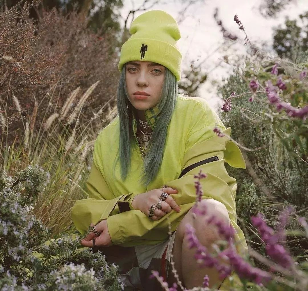 billie eilish:不用你認可我, 但這並不妨礙我很優秀_碧梨