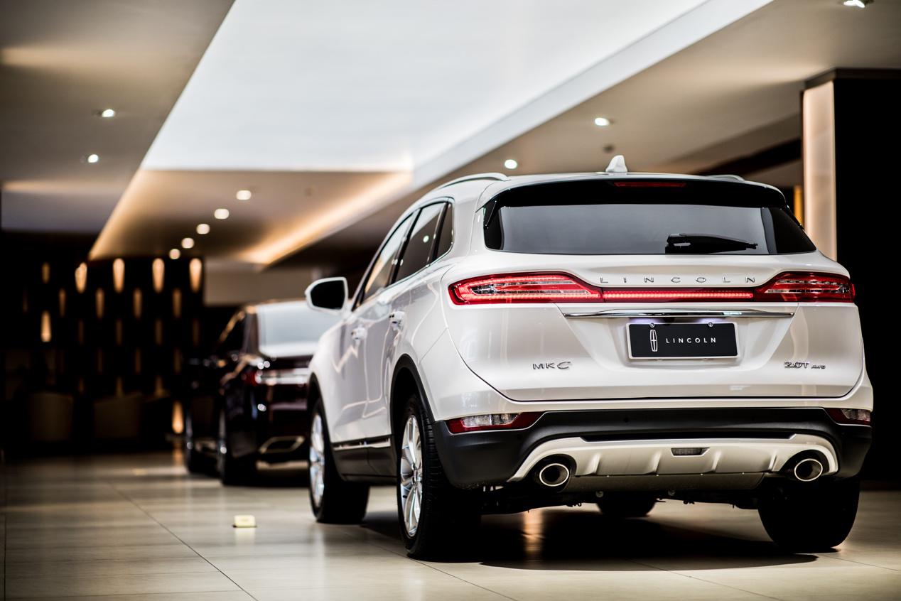 这款进口美系豪车比国产凯迪拉克xt4更受欢迎开它已经成为潮流