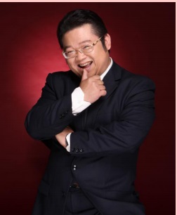 刘澳,湖南经视资深主持人,对于口才与主持方面有颇深造诣.