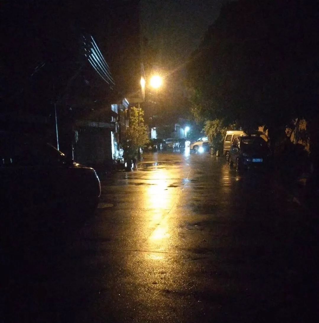 深夜晚归图片,晚归图片_大山谷图库