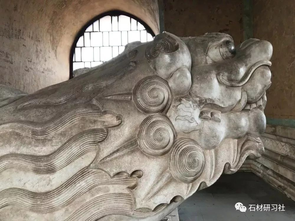 石碑上的动物是什么呢