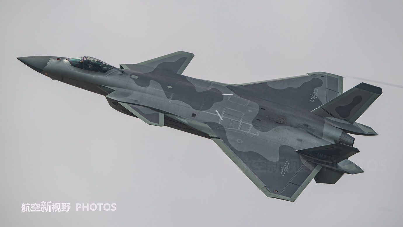 歼-20隐形战斗机高清组图,20系列最耀眼的明星,军工自信的象征_我国