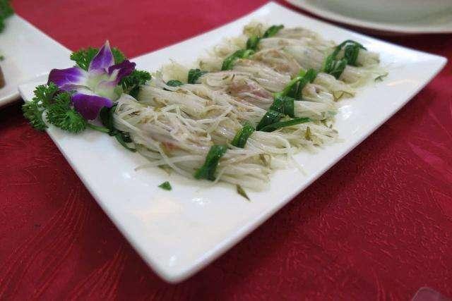 慈禧最爱吃的菜名叫酿豆芽这道菜要两百名厨师一口气制作一天