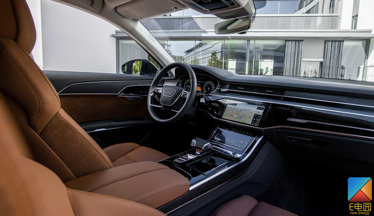 纯电续航40km 新款奥迪a8插混版官图发布