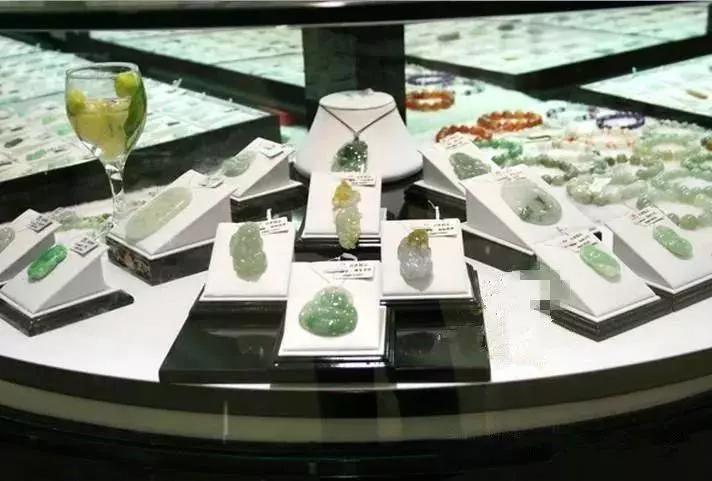 央視打假珠寶奸商！這3大騙局4種小伎倆坑人無數……