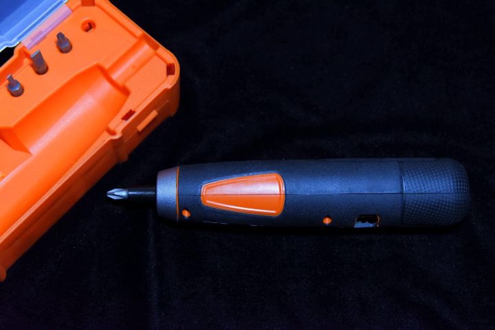 让生活更加美好,百得smart push锂电螺丝刀体验