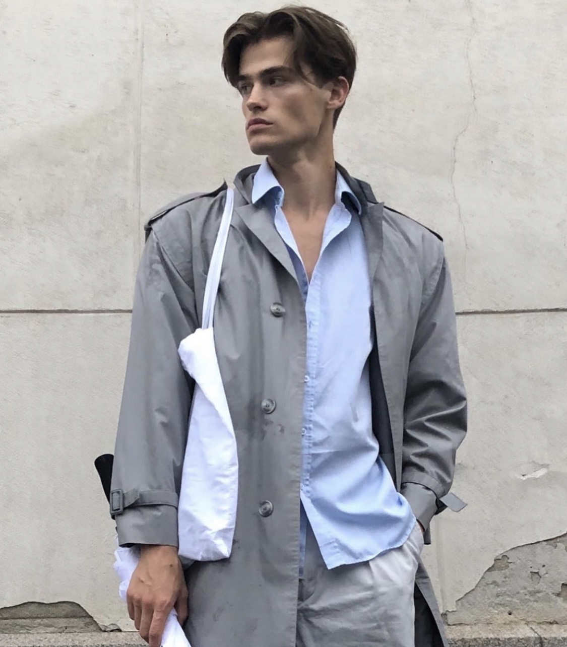 原创立陶宛神仙男孩,陪女友比赛自己却机缘巧合成了男模