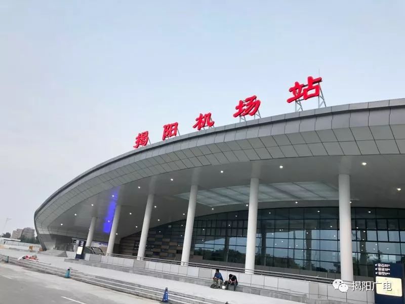 线路北起梅州市梅州西站,途经梅州,揭阳,潮州三市, 在潮州市潮汕站与