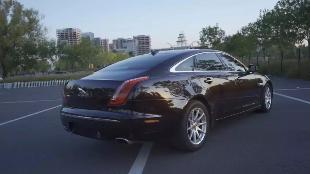 豪华质感d级捷豹30万