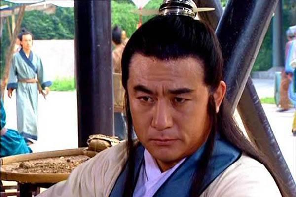 于是,泾河龙王化作白衣秀士,与袁守诚打了个赌:若是袁守诚算准了明天