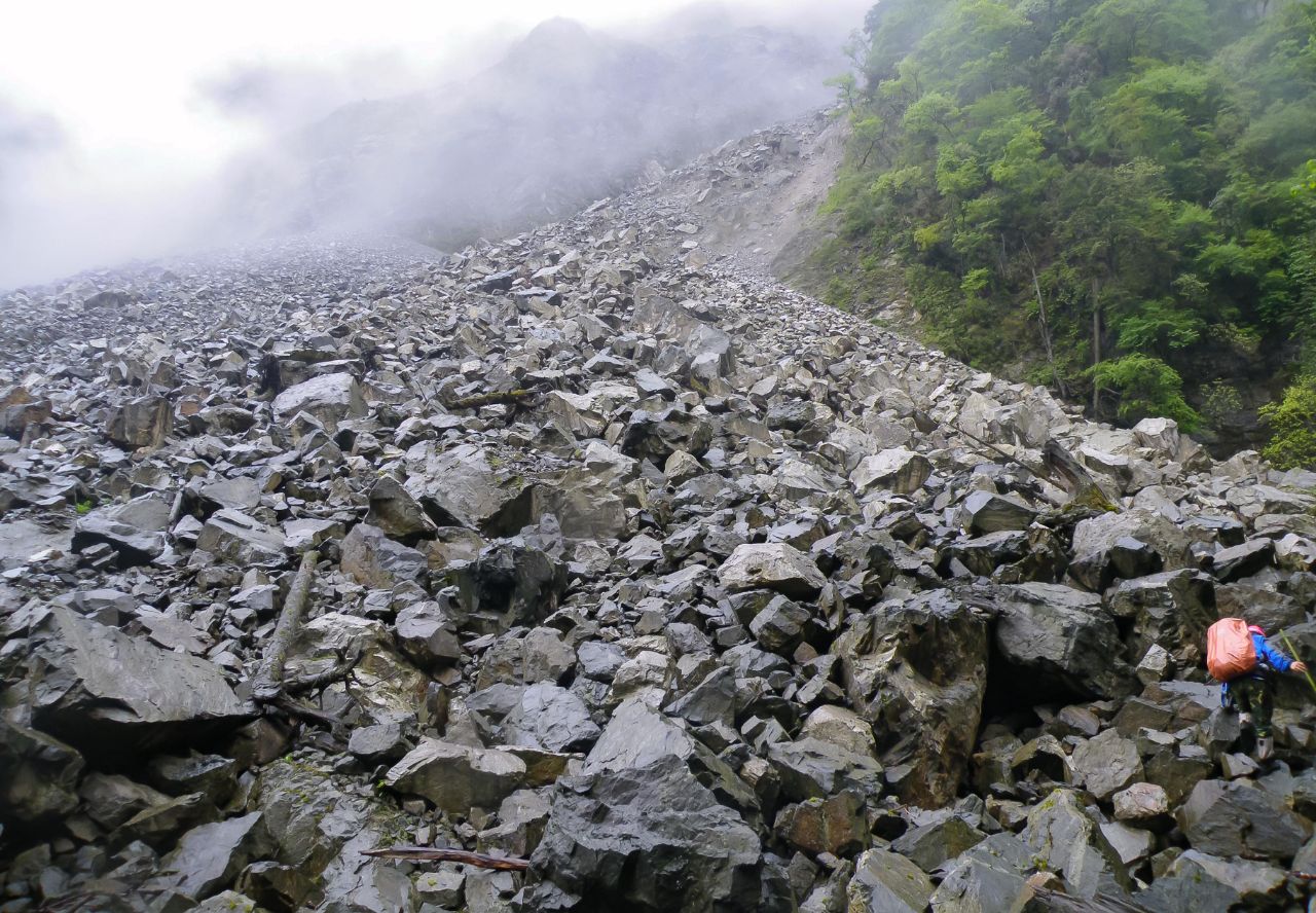 山崩地裂效果图片