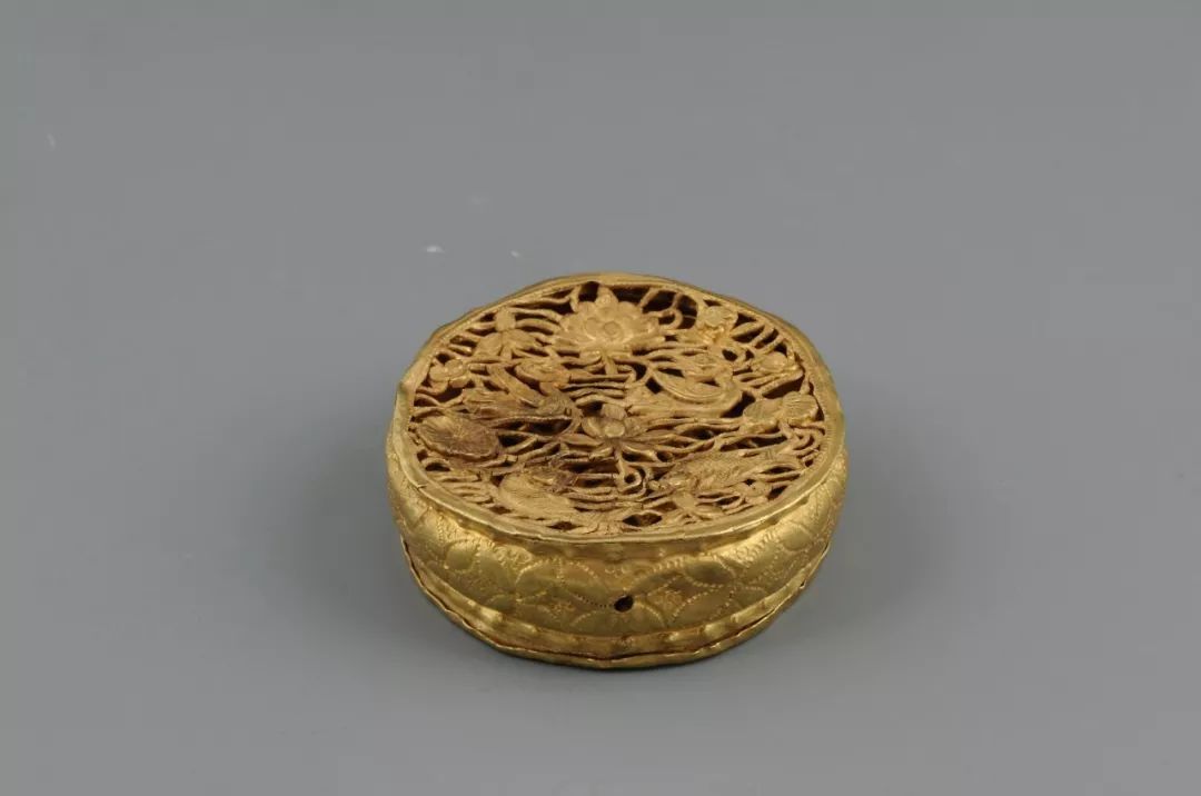 香文化1219镂空鸳鸯戏水金香囊