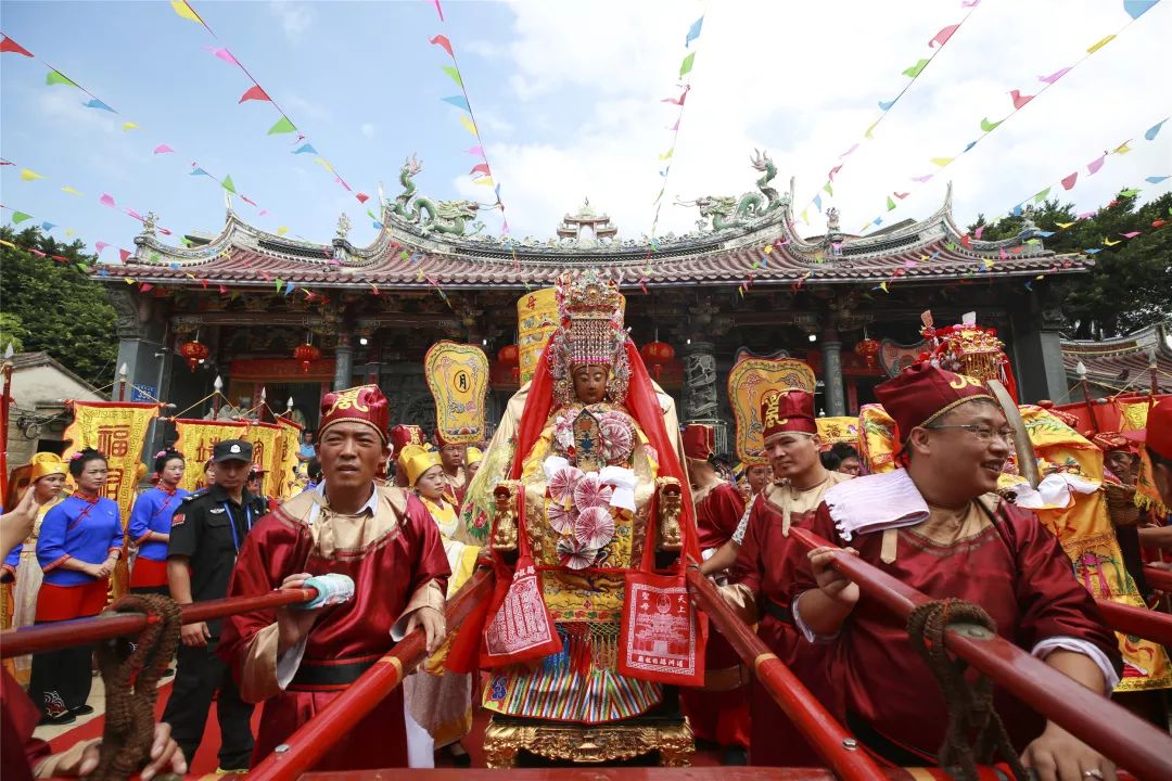 妈祖金身绕境巡安第四日驻跸上英宫