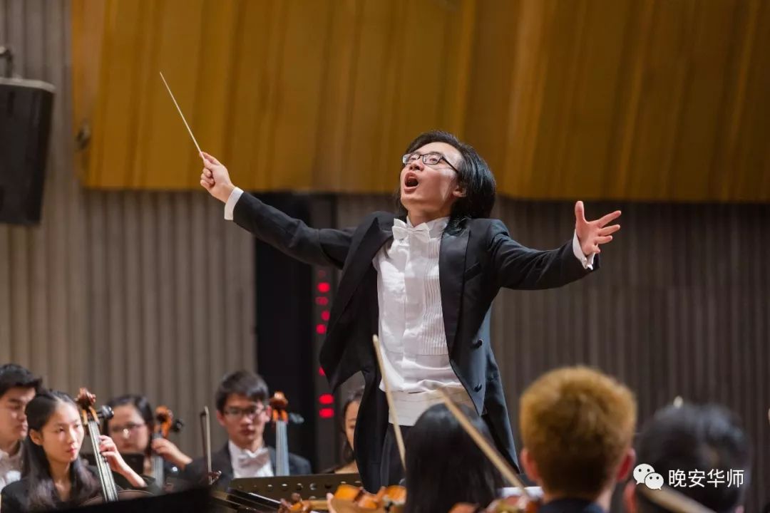 华师男神张镇你想不到的强