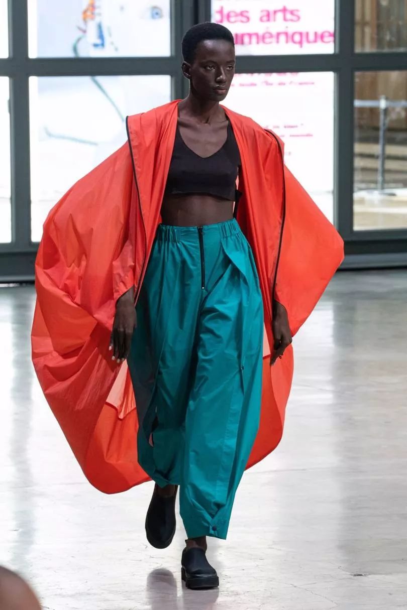 三宅一生新任设计师首秀起舞流动的新式感染力丨isseymiyake2020春夏