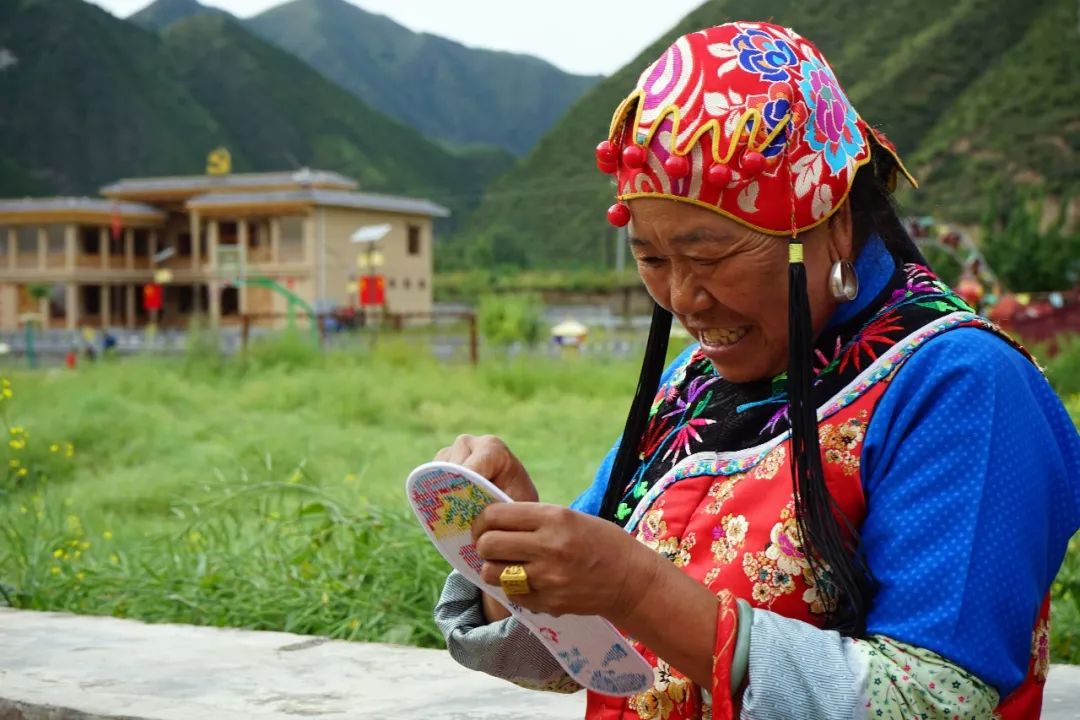 文/图 放猪江湖甘肃甘南·博峪村周边景点:稻城亚丁,四姑娘山,色达