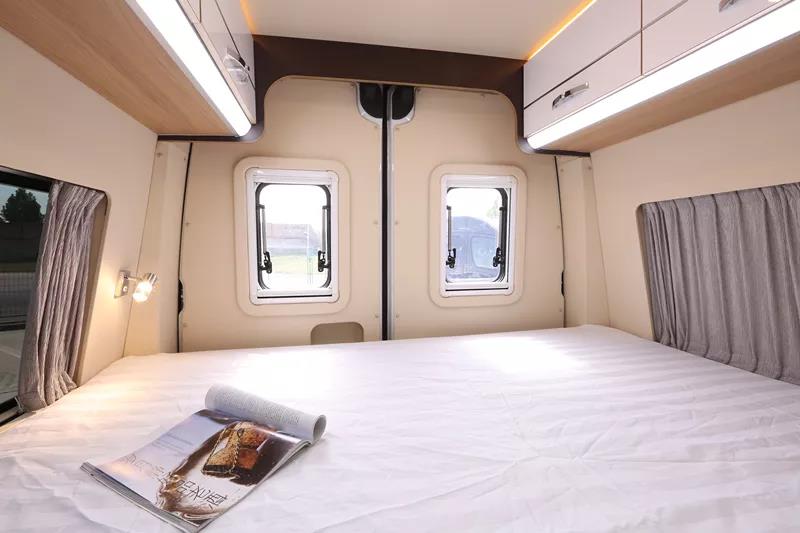 豪华房车俱乐部宇通b330大通底盘感恩版房车28万