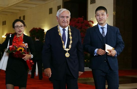 友谊勋章获得者拉法兰先生与中国优材的不解之缘