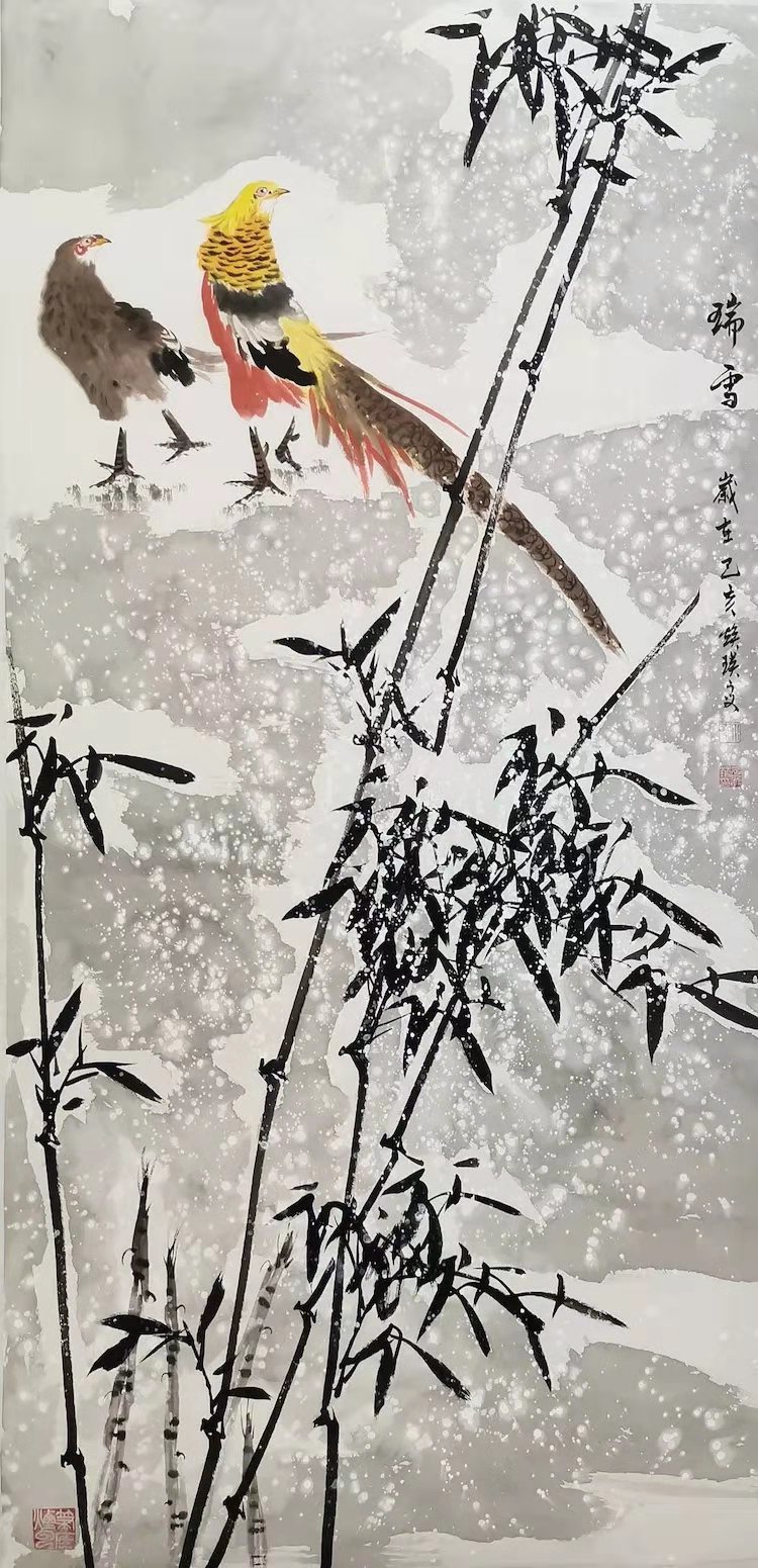 先后师从著名画家王维卿,赵作梁,后又受教于天津市美院教授,花鸟画
