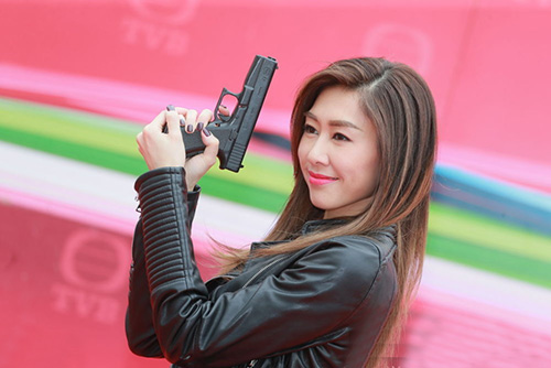 感情再交白卷快40岁的胡定欣转型做歌手换个地方找男友