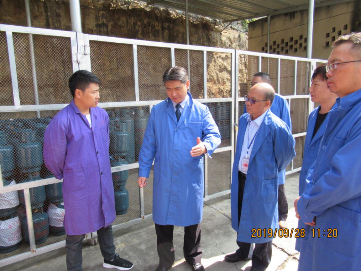 张洪强副区长带队检查国庆节前食品及特种设备安全工作