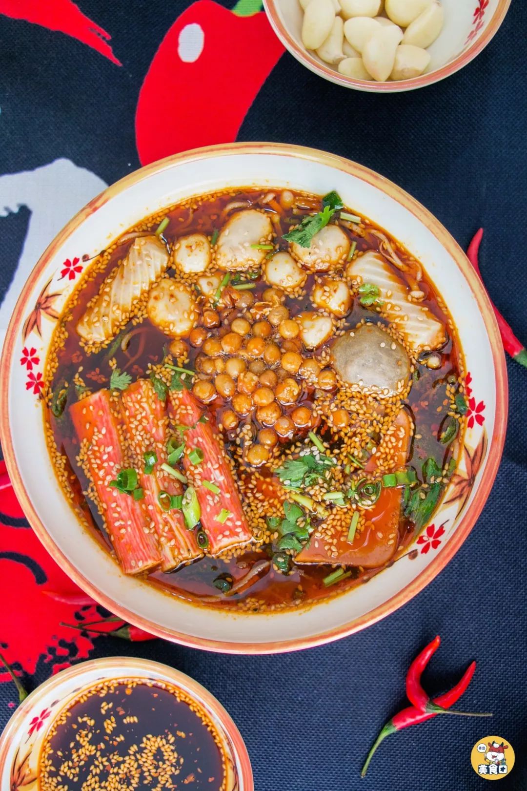 演绎传统川菜小吃坚持手工炒料这碗冒菜就藏在鲍岛农贸市场斜对面