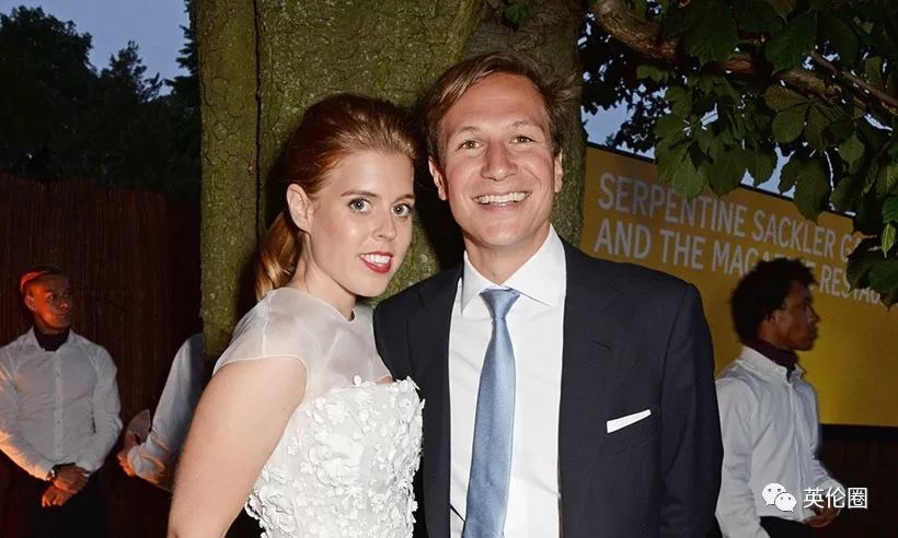 图:hello两人当时分手的消息也震惊了公主的家人,包括她的父母莎拉