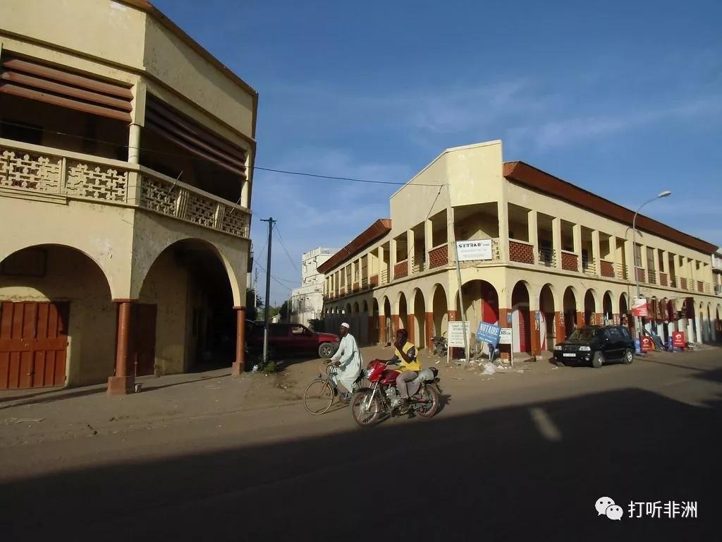 恩贾梅纳(ndjamena),是乍得共和国首都和第一大城市