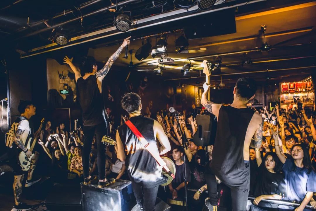 4周年时间: 2019年11月2日18:30地点: 北京疆进酒·omni space预售票