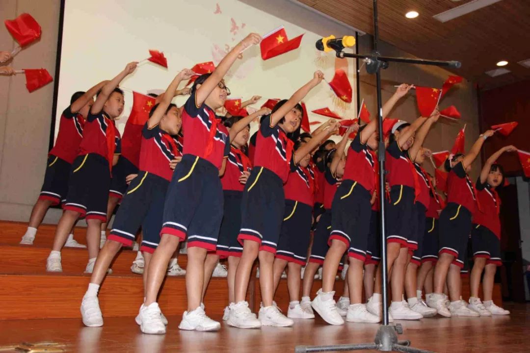 小学部红歌赛我和我的祖国一刻也不能分割