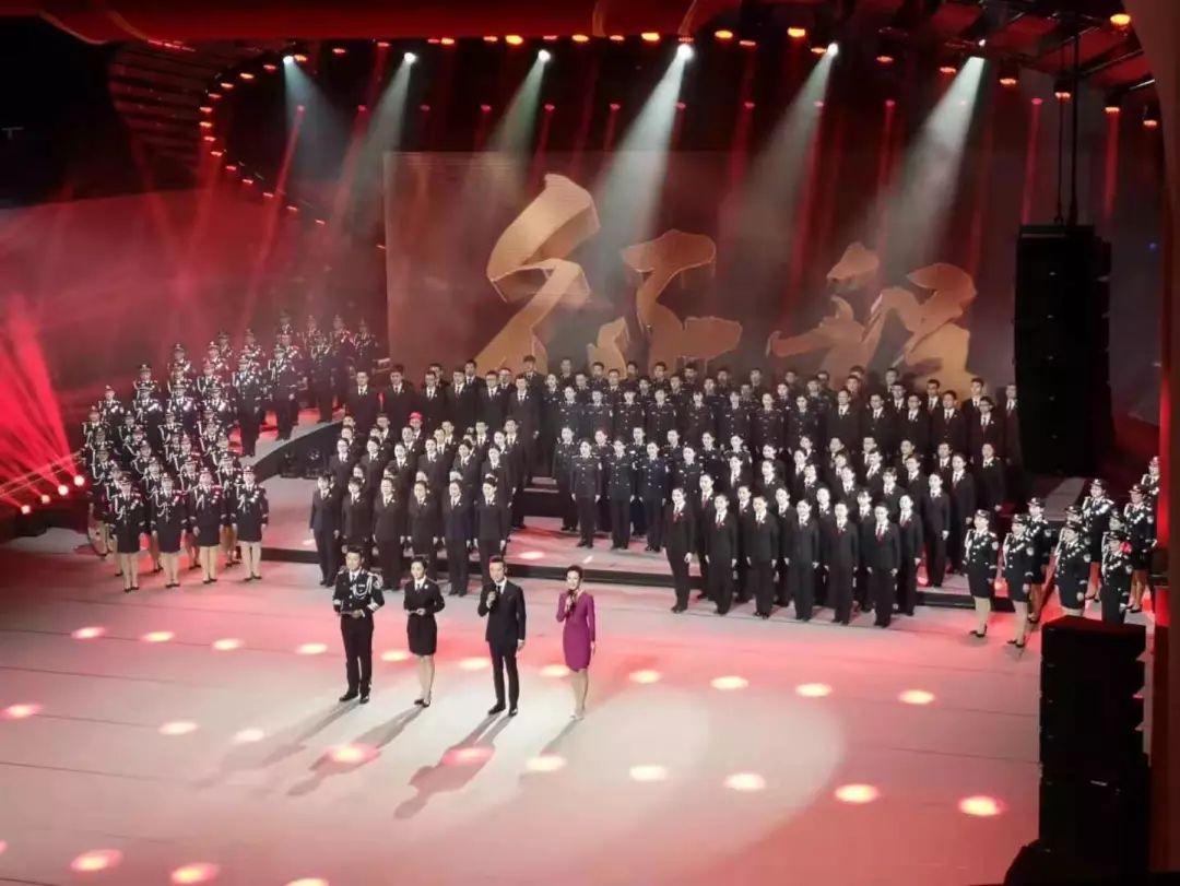 书画社青藤书画社江苏警官学院青藤书画社,社团以墨会友,以笔抒情.