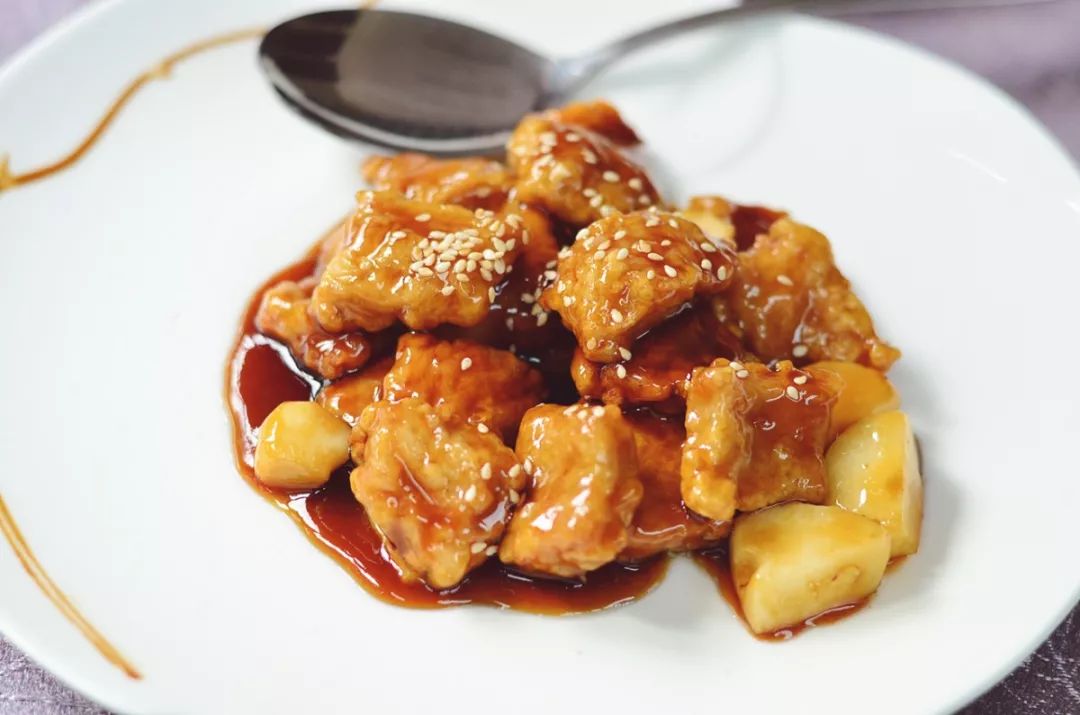 福州人最爱的荔枝肉主打店,好吃到连碗都给舔干净了!