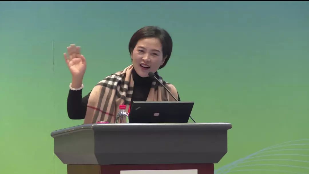 余琳把游戏玩大才能玩出课程办一所玩味十足的幼儿园