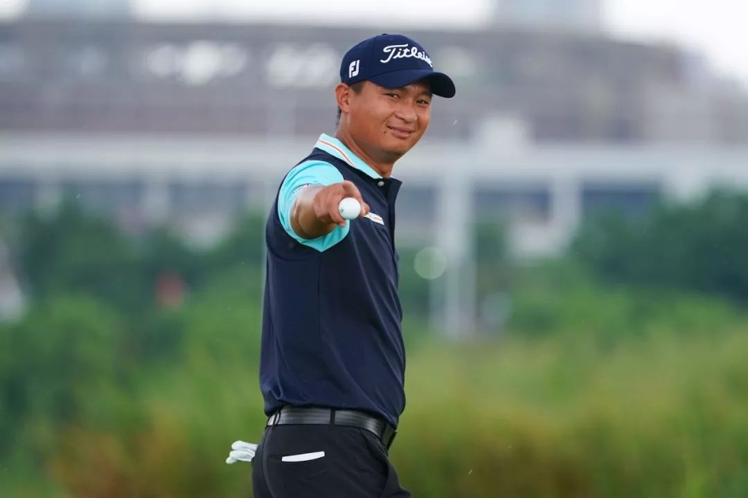 窦泽成(中国)佘梓瀚(中国)袁也淳(中国)凯撒高尔夫伴翔太郎(shotaro