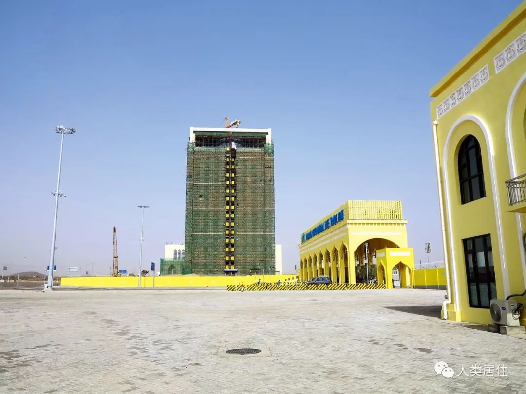 图5︱吉布提自贸区办公大楼从吉布提市区沿着n1公路向西前行约15