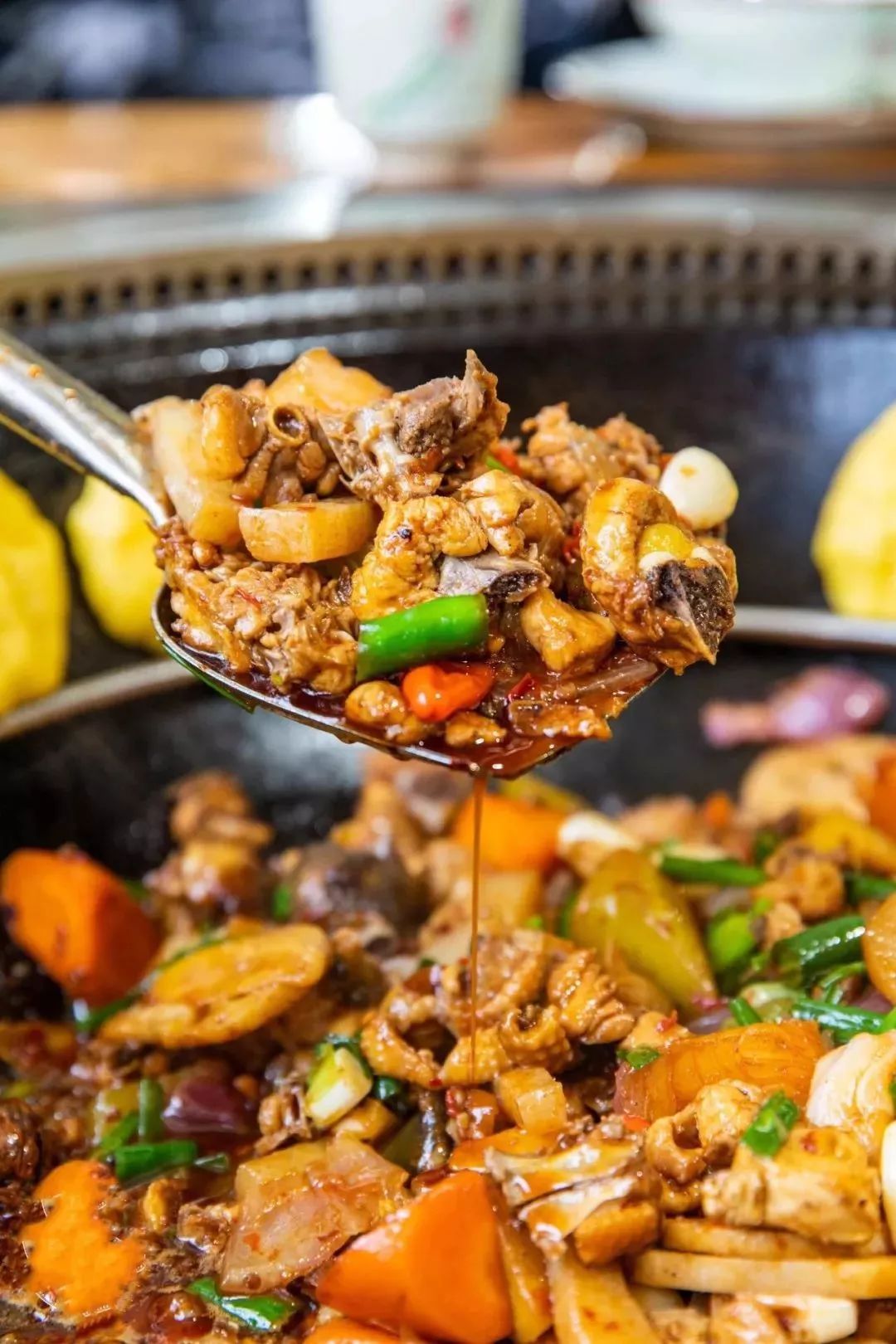 灶火大锅台煮出来的柴火鸡,一秒带你回味农家时光!