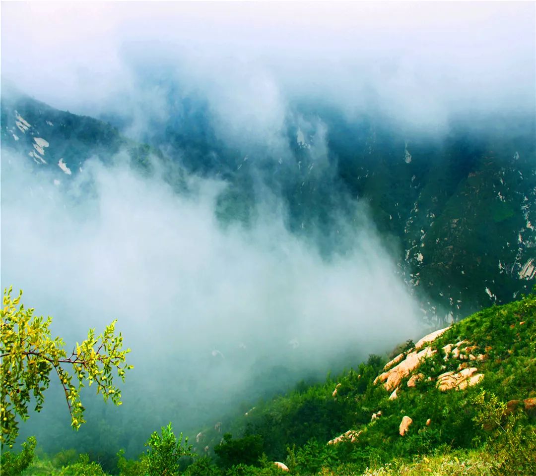 伊川娘娘山风景区图片图片