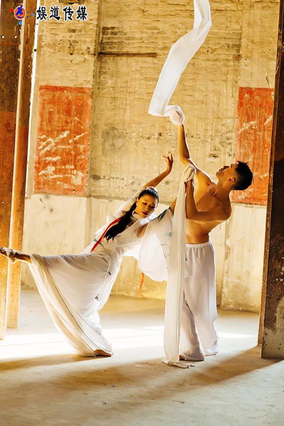 著名舞蹈家夏冰最新剧照:古风.生命.诺言