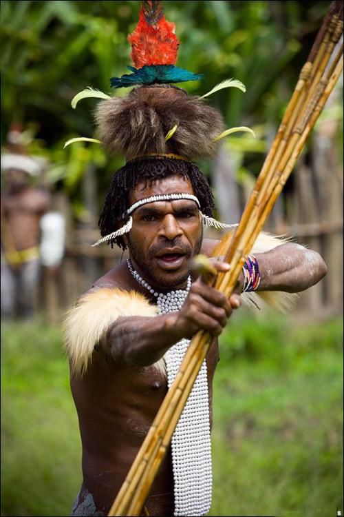 *活动背景*在东海边生活着一群快乐的原始人.