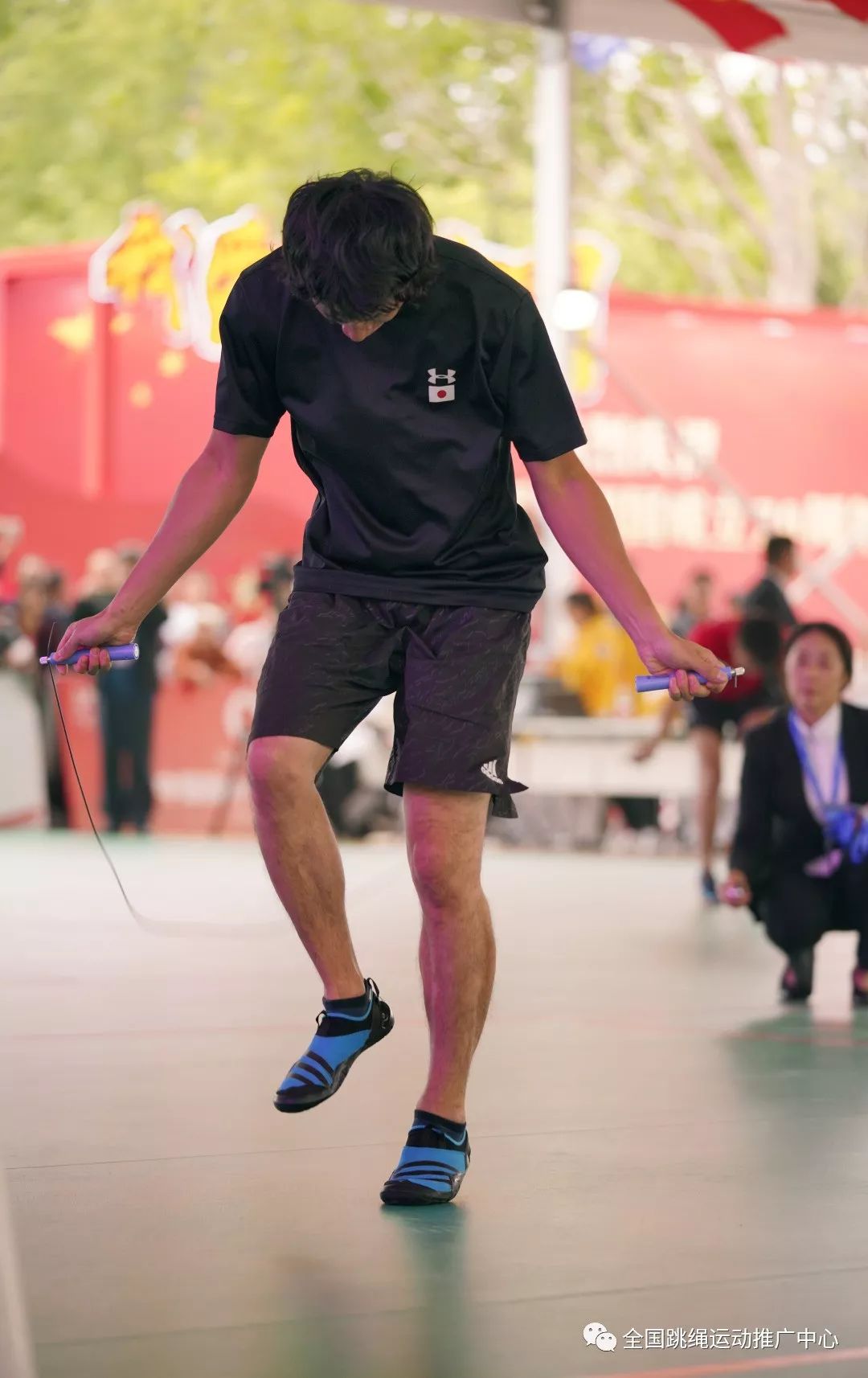 绳圈精英巅峰对决中国国际跳绳公开赛盛大开幕