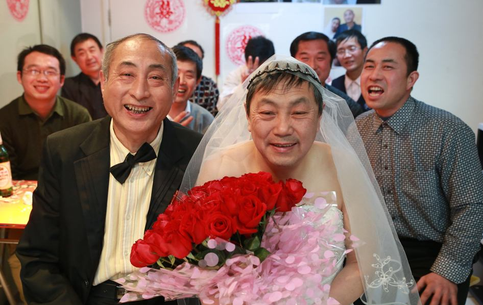 中国第一位敢公开结婚的同性恋明星如今婚后生活怎么样了