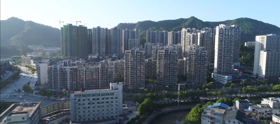 湘西首个高铁站龙山北站即将竣工听设计师讲述背后的故事