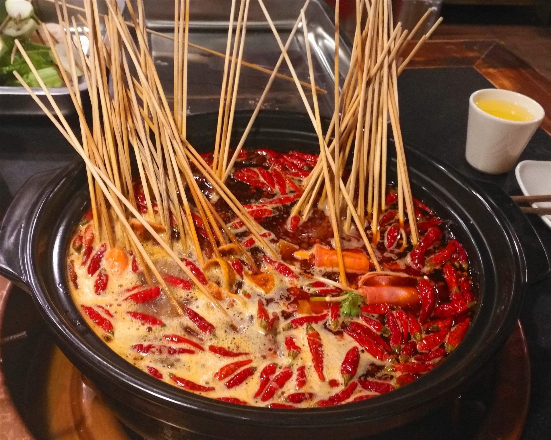 四川味道代表之一"串串香"开店如何选择底料