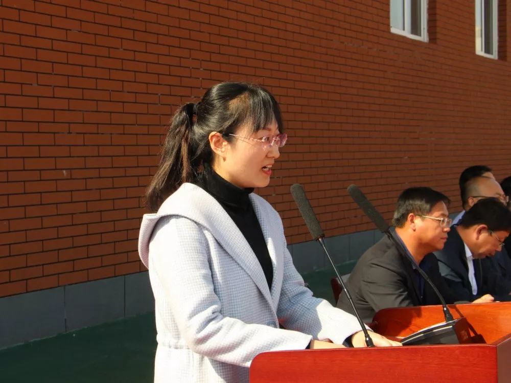 十八而志61扬帆起航乐亭一中2017级成人典礼